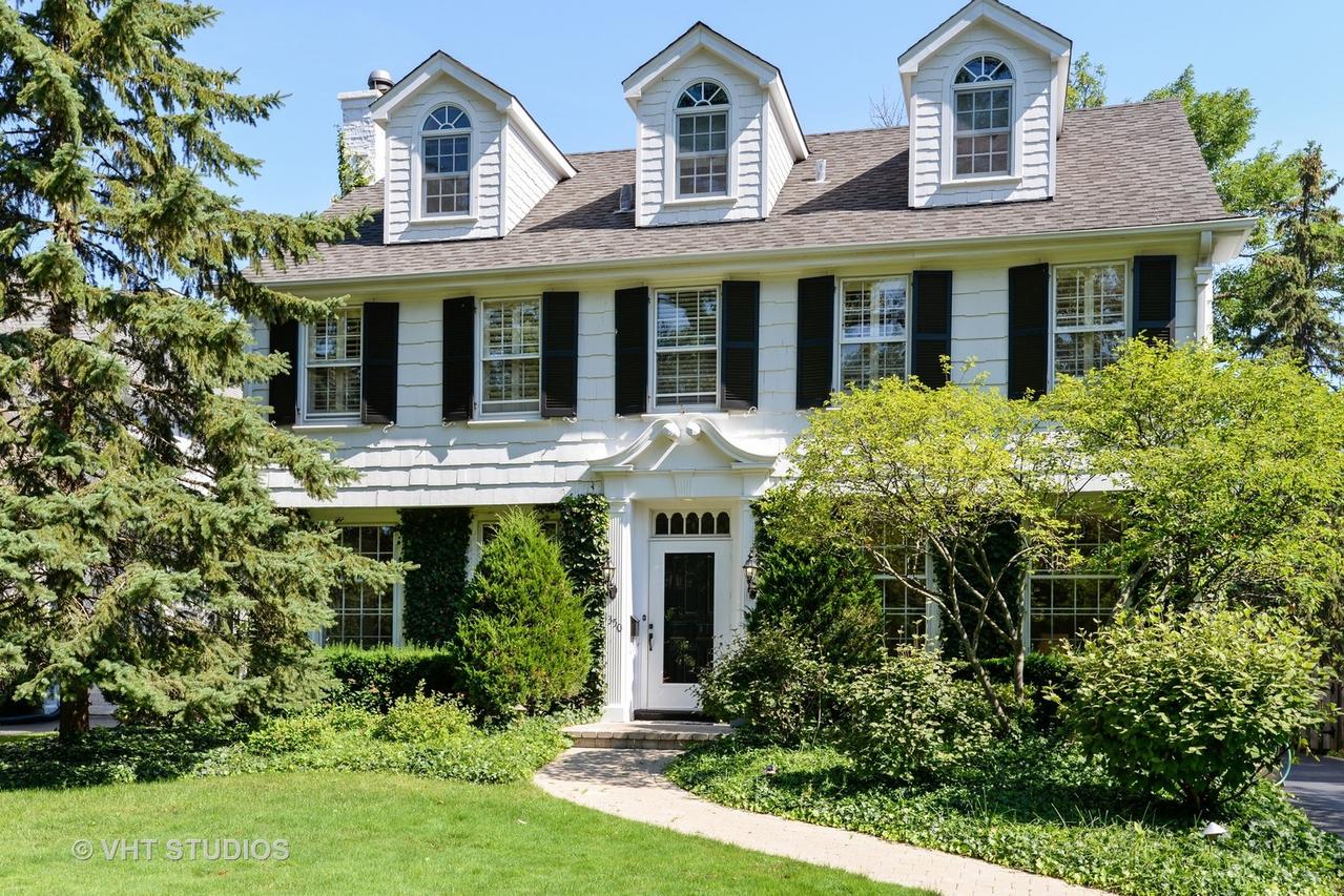 1350 Ashland Ave., Wilmette, IL 60091