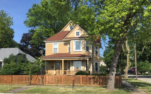 328 Richards St., Geneva, IL 60134