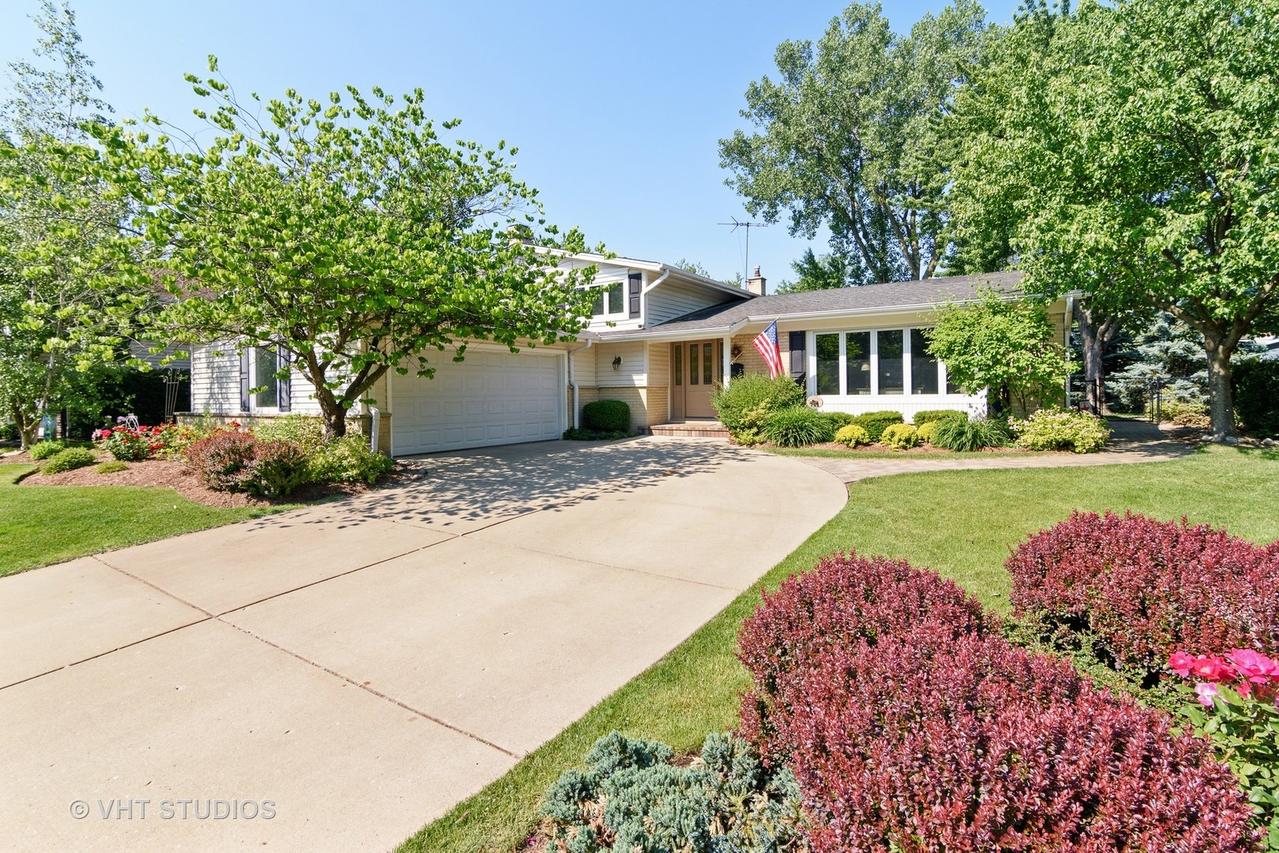 2606 N Walnut Ave., Arlington Heights, IL 60004
