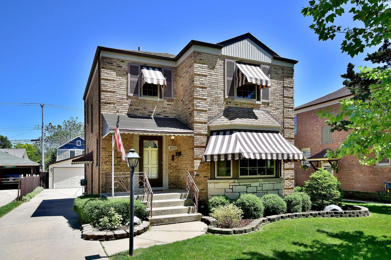6917 N Ottawa Ave., Chicago, IL 60631
