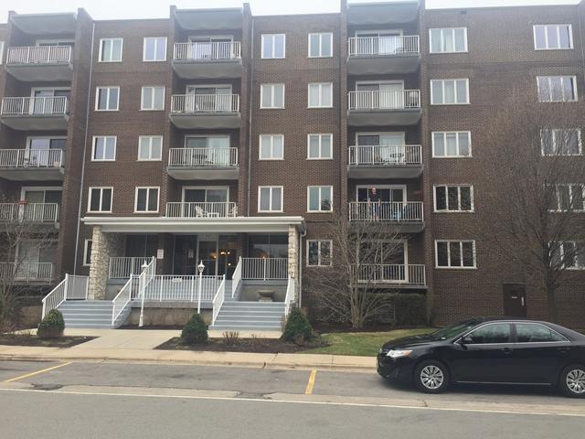 900 Center St. #2C, Des Plaines, IL 60016