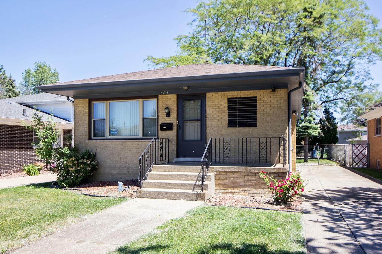 385 Buffalo Ave., Calumet City, IL 60409