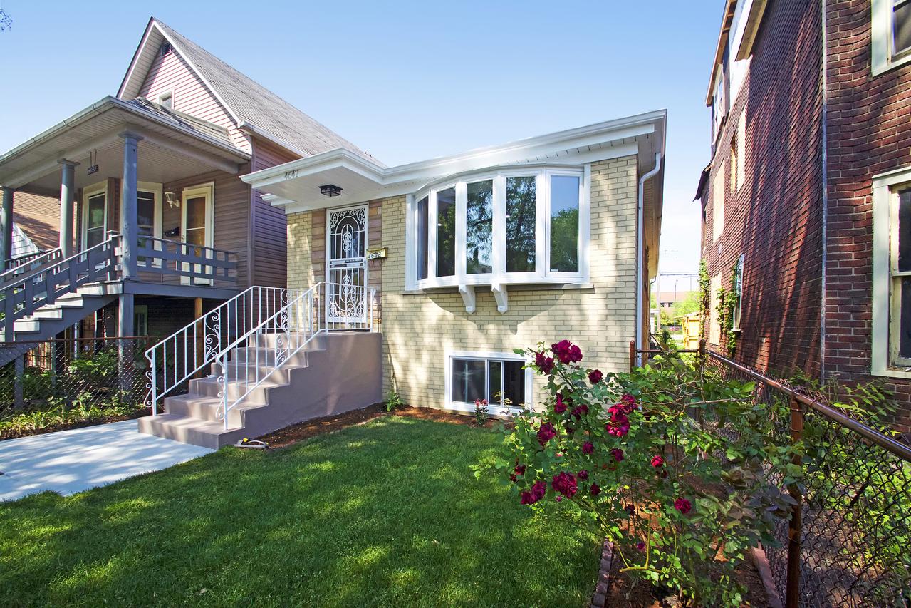 4642 N Harding Ave., Chicago, IL 60625