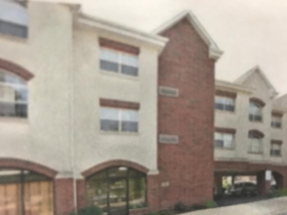 245 Burlington Ave. #312, Clarendon Hills, IL 60514