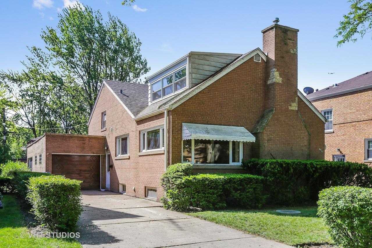 6711 N Lightfoot Ave., Chicago, IL 60646