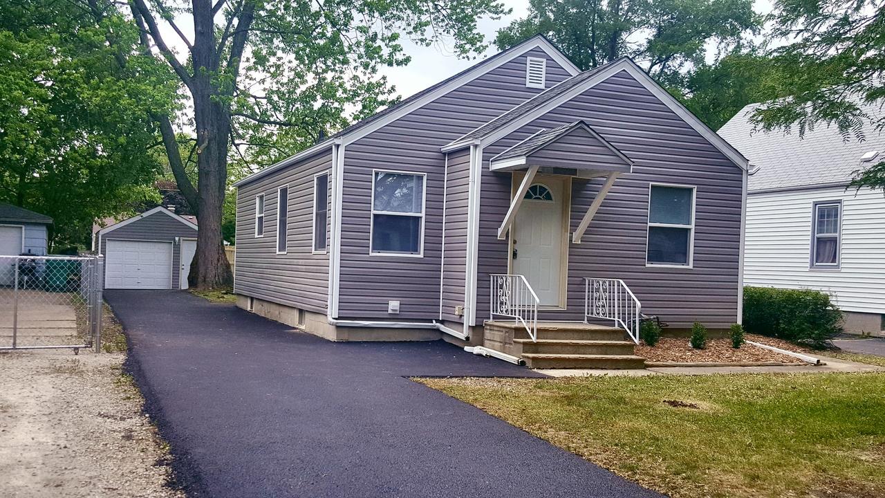 325 S May St., Joliet, IL 60436