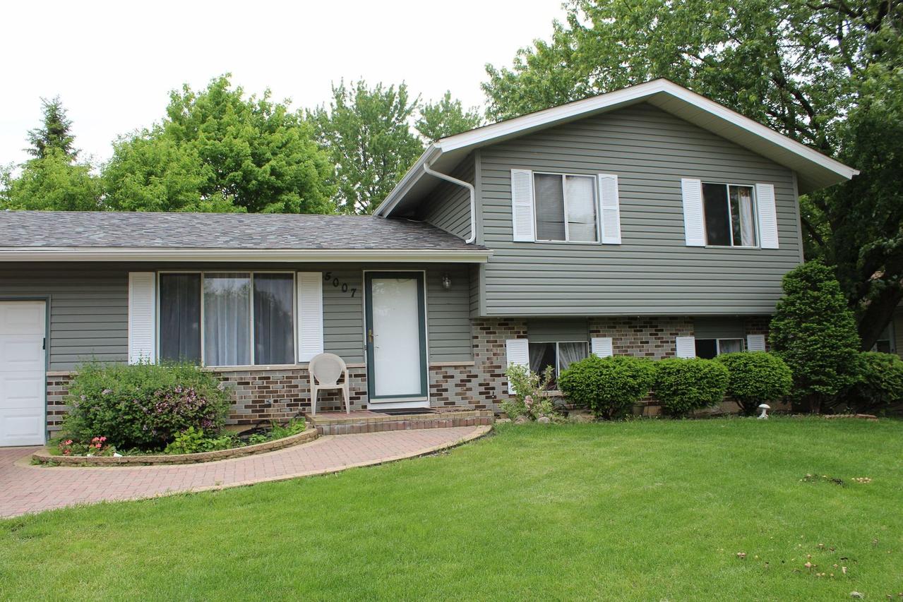 5007 Bromley Dr., Mchenry, IL 60050