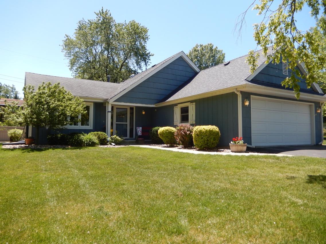 8647 W 96th St., Palos Hills, IL 60465