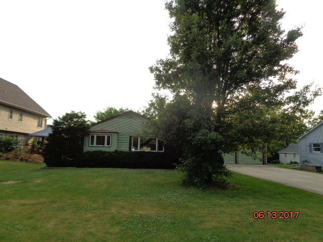 809 N Sleight St., Naperville, IL 60563
