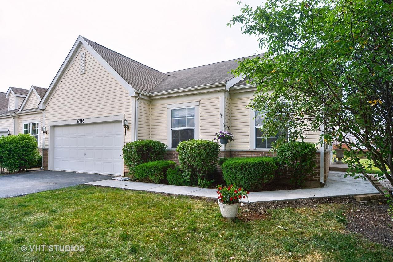 6716 Clear Creek Dr., Plainfield, IL 60586