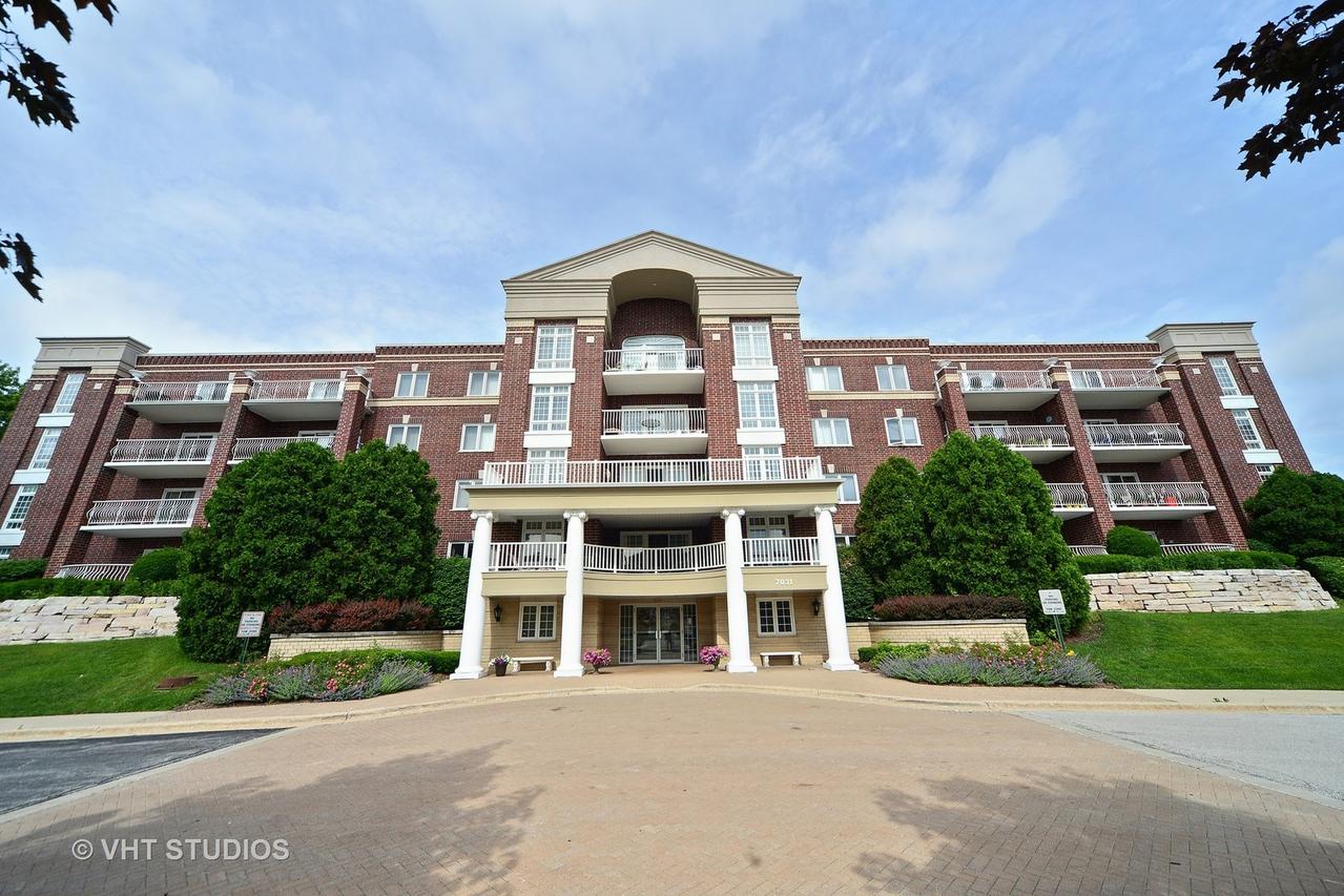 7031 W Touhy Ave. #507C, Niles, IL 60714