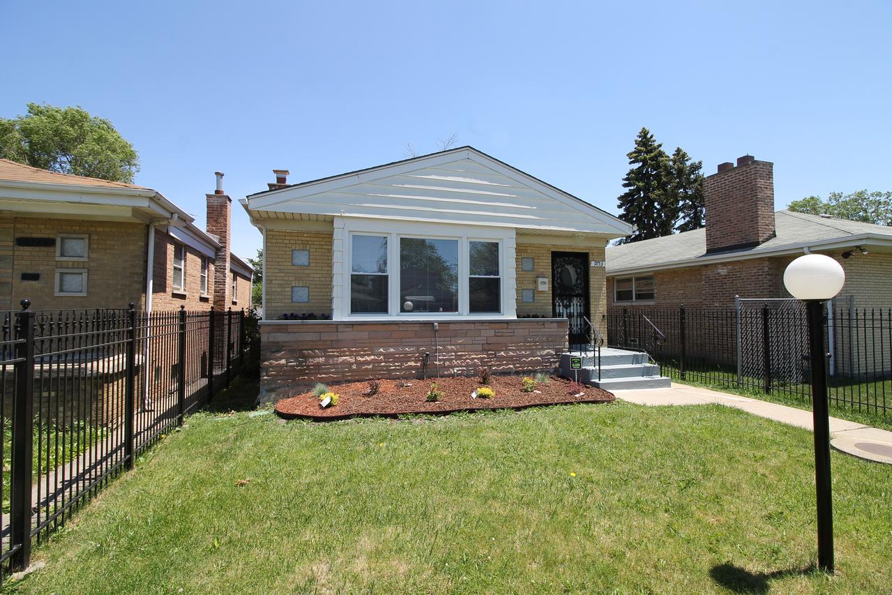 9753 S Princeton Ave., Chicago, IL 60628