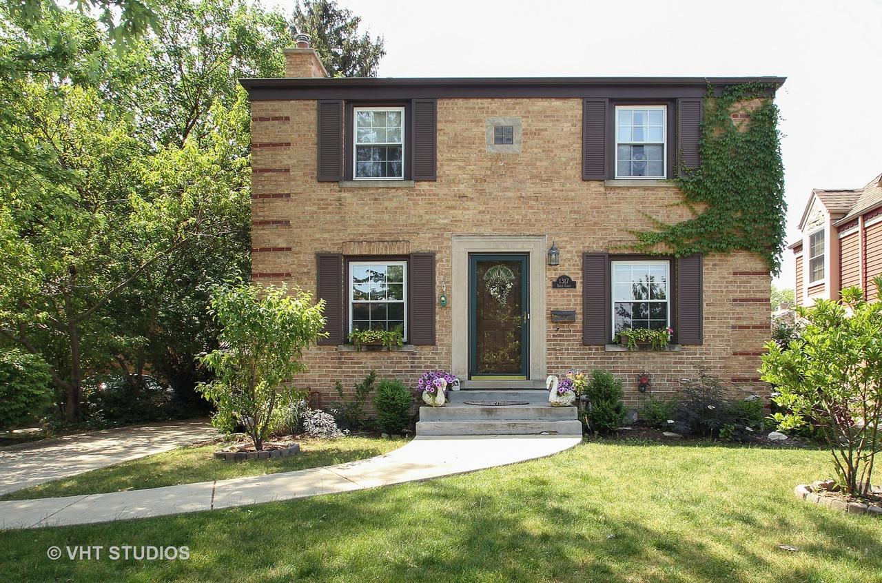 1317 Briar Ct., Des Plaines, IL 60018