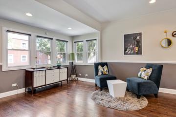 3250 N Drake Ave., Chicago, IL 60618