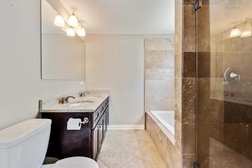 3250 N Drake Ave., Chicago, IL 60618