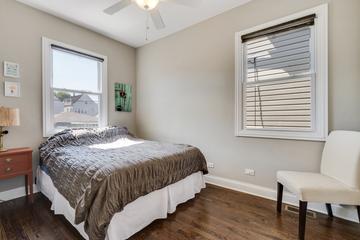 3250 N Drake Ave., Chicago, IL 60618
