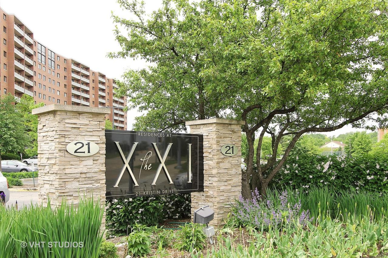 21 Kristin Dr. #1028, Schaumburg, IL 60195