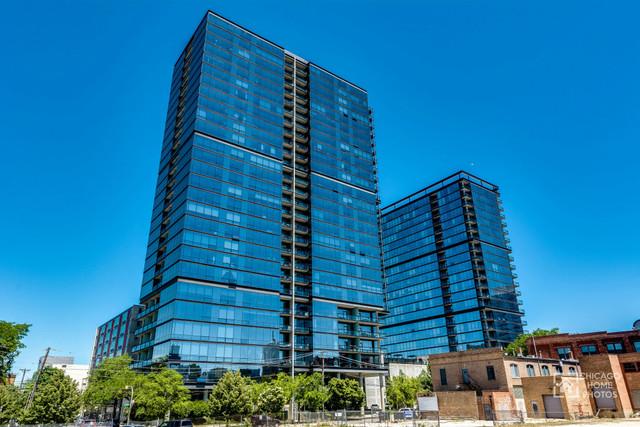 860 W Blackhawk St. #2805, Chicago, IL 60622