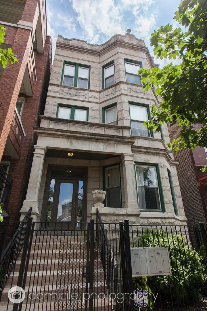 925 N Mozart St. #1F, Chicago, IL 60622