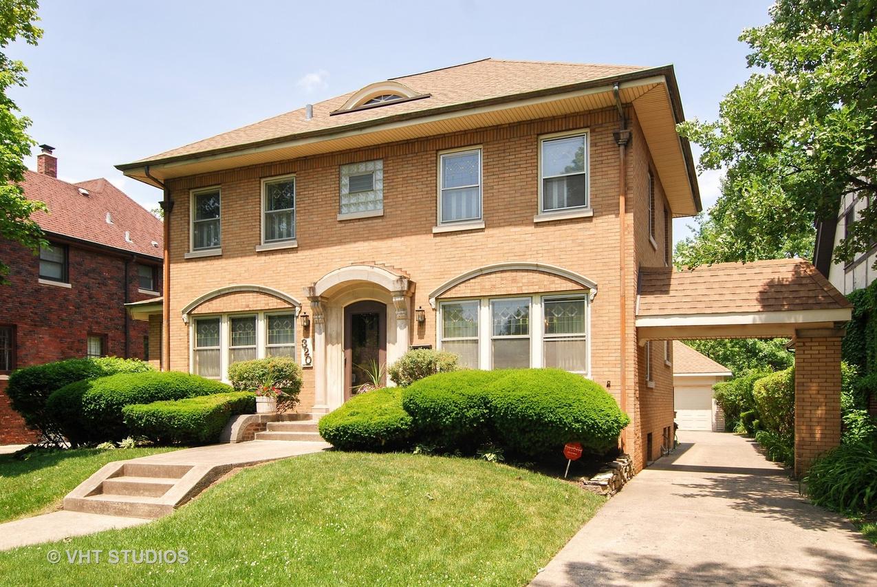 320 Eastgrove Rd., Riverside, IL 60546