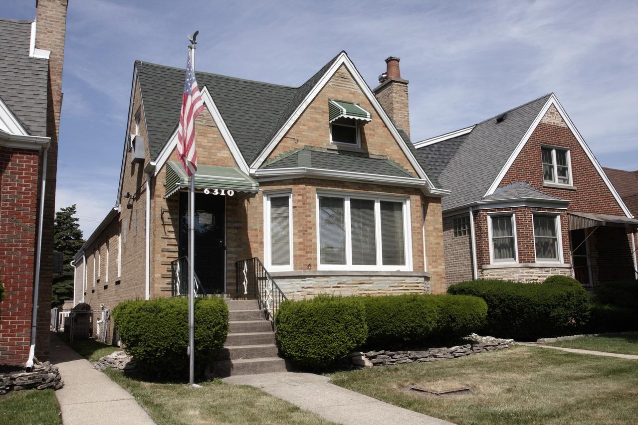 6310 N Normandy Ave., Chicago, IL 60631