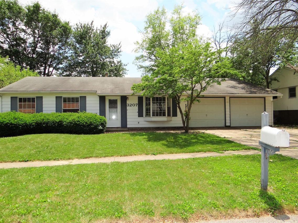 3207 W William St., Champaign, IL 61821