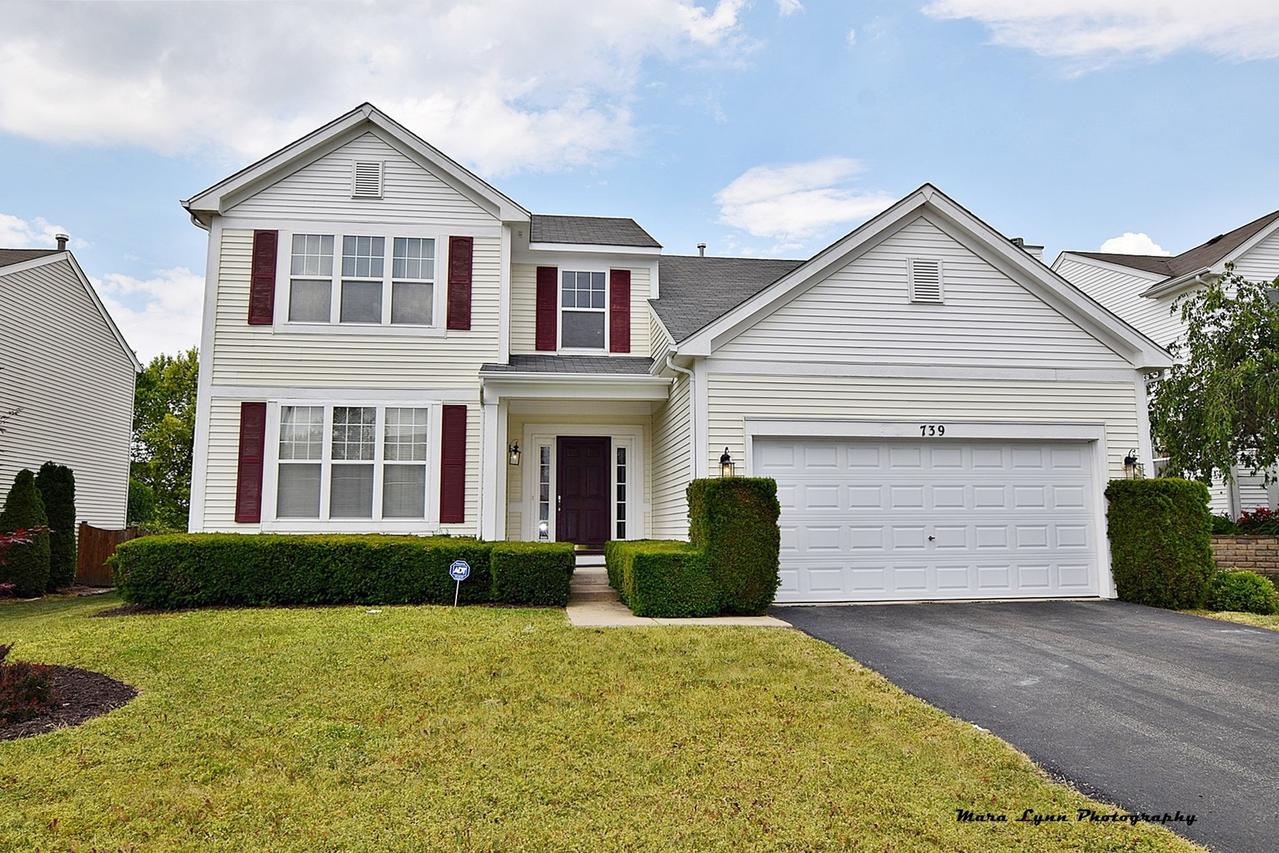 739 Thompson Ave., North Aurora, IL 60542