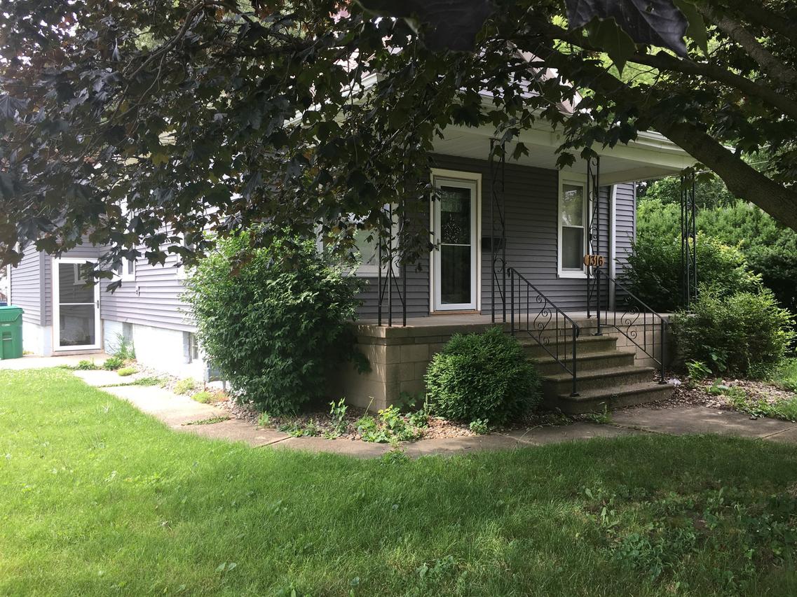 1316 S Illinois St., Streator, IL 61364