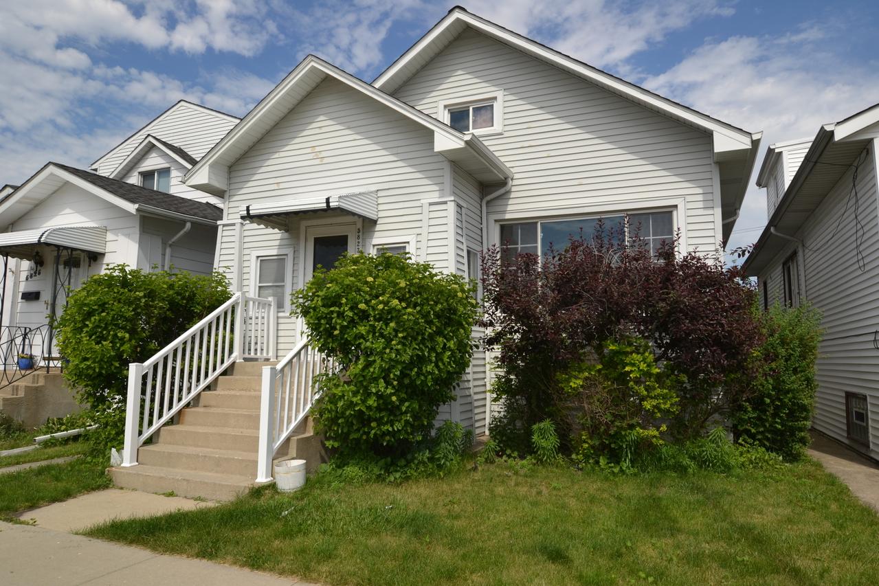 5823 N Austin Ave., Chicago, IL 60646