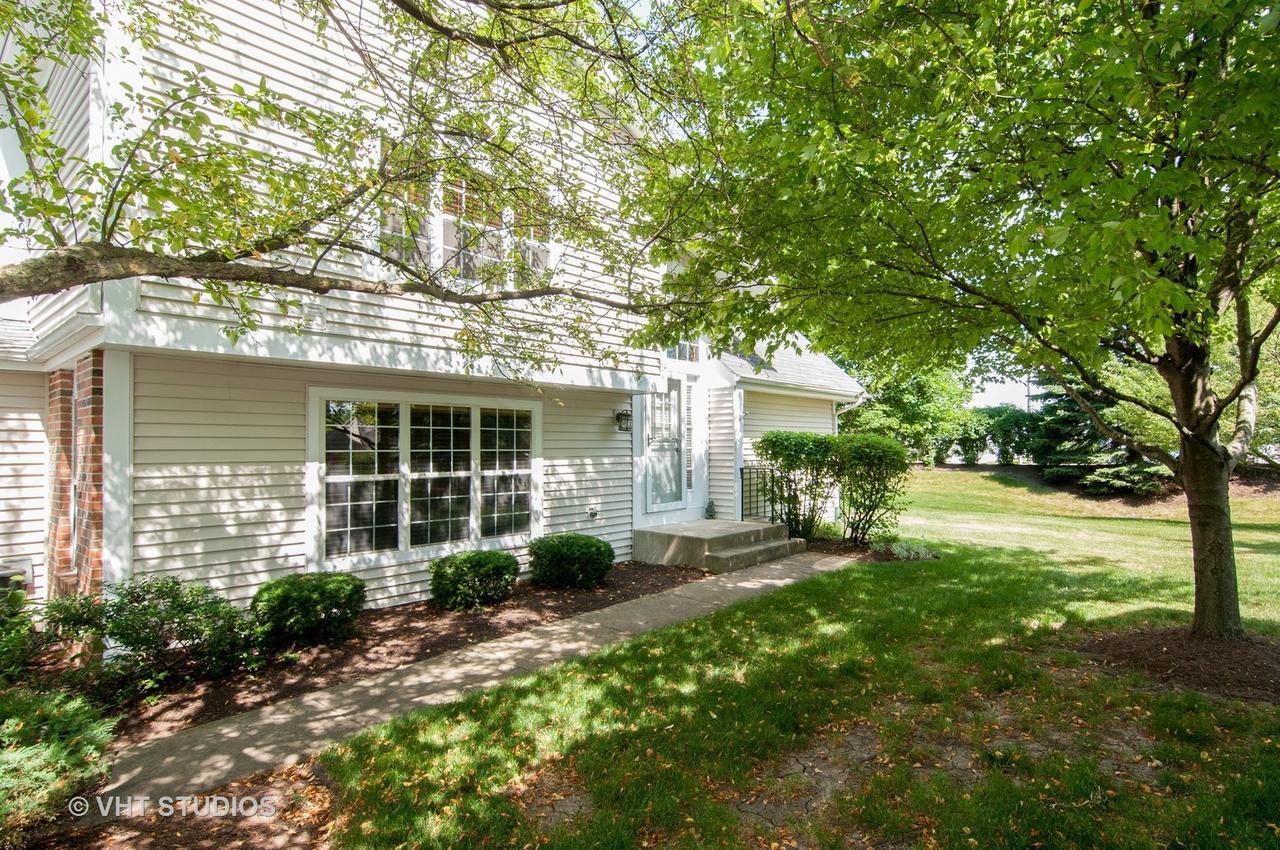 27W316 Melrose Ln., Winfield, IL 60190