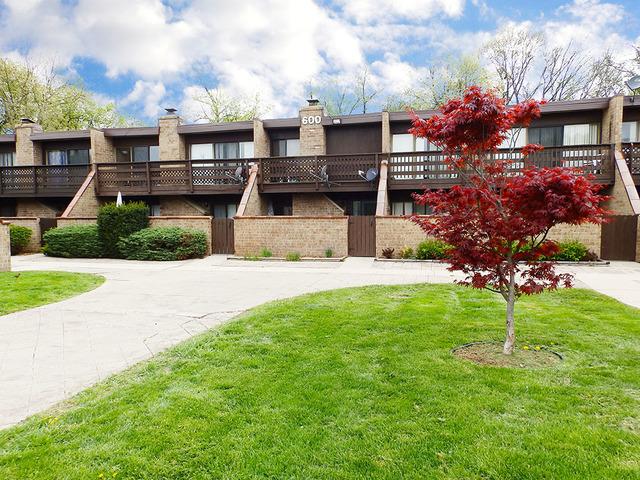 207 Kenneth Cir., Elgin, IL 60120