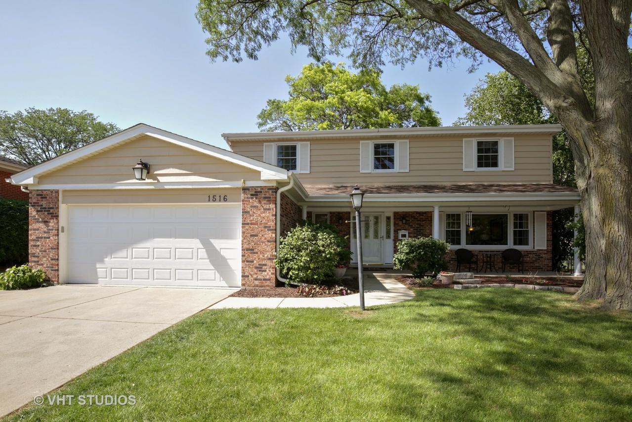 1516 E Campbell St., Arlington Heights, IL 60004