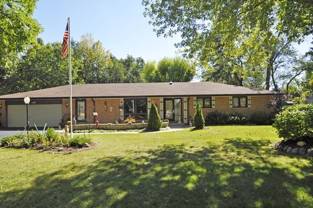 5059 Darlene Dr., Gurnee, IL 60031