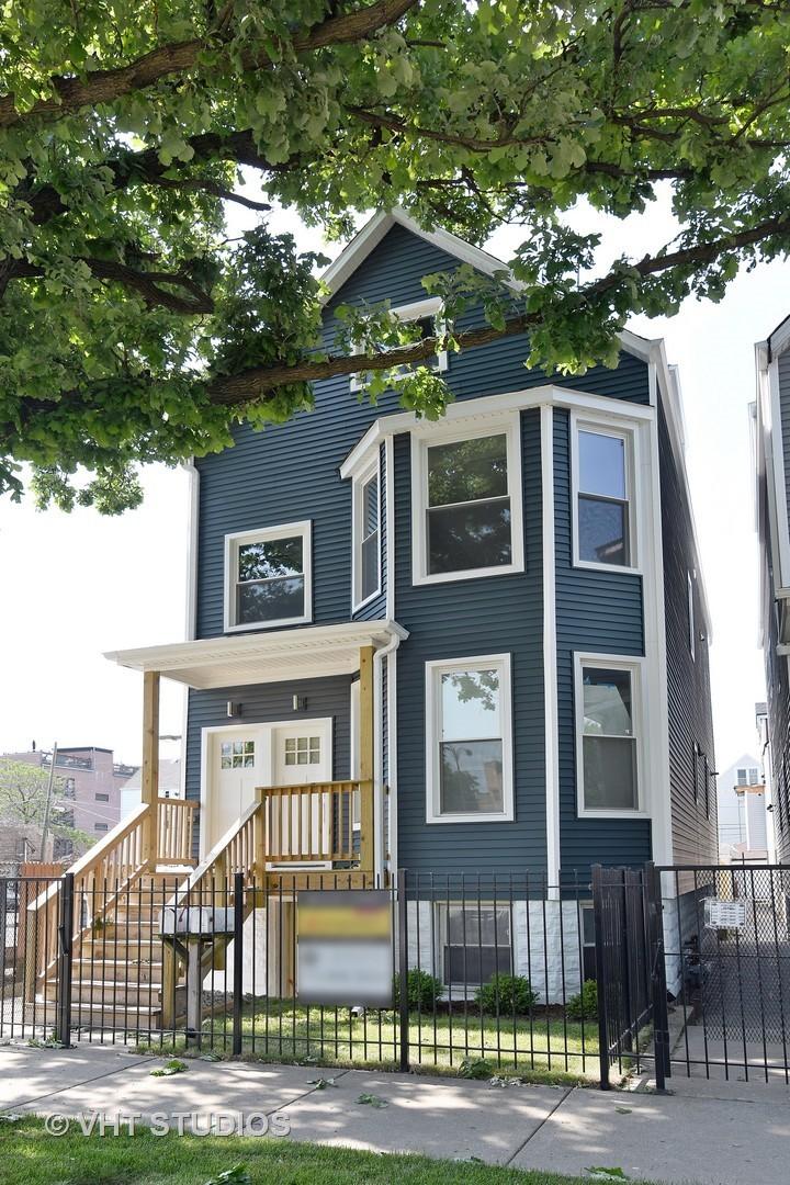 3625 W Oakdale Ave., Chicago, IL 60618