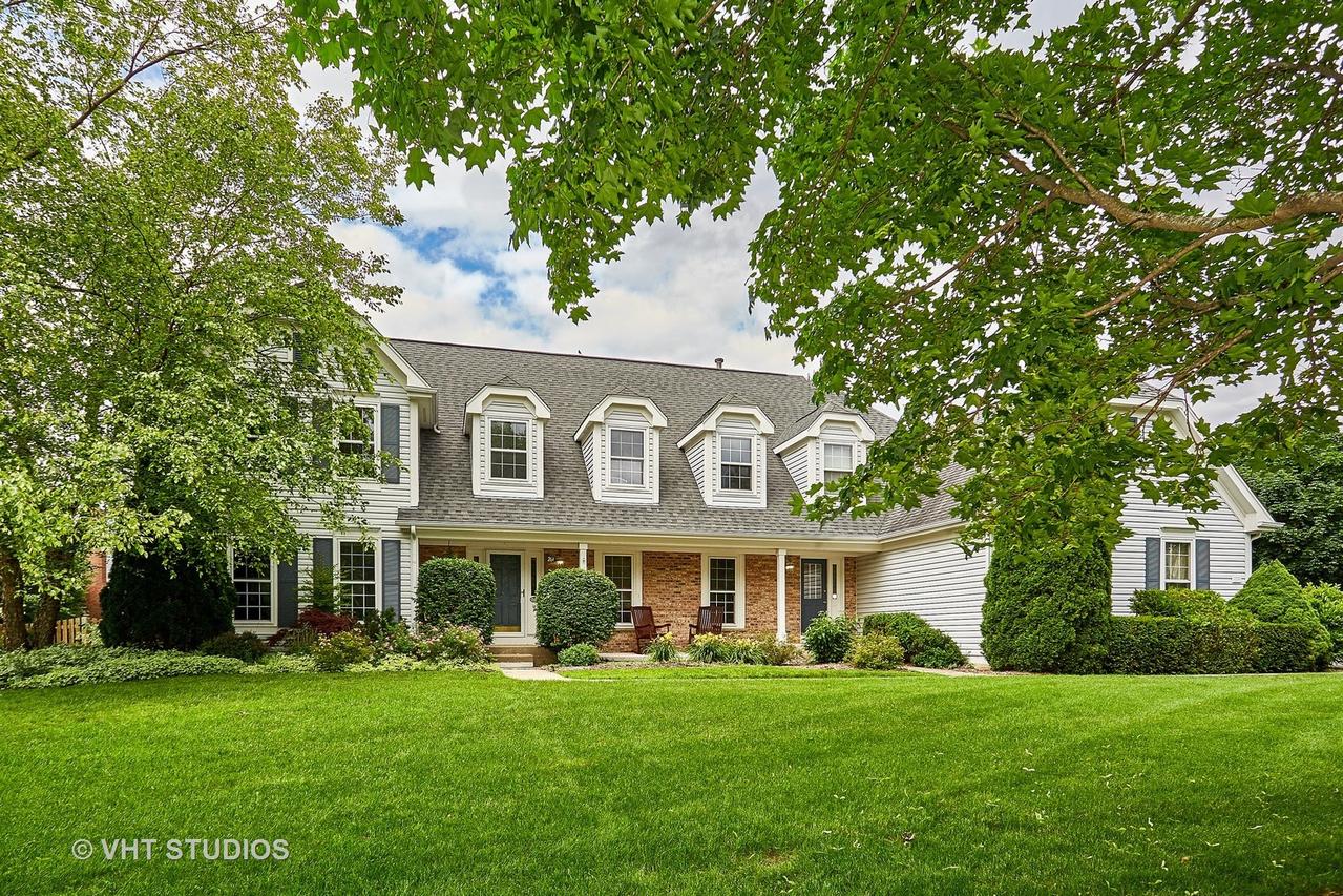 261 S Old Creek Rd., Vernon Hills, IL 60061