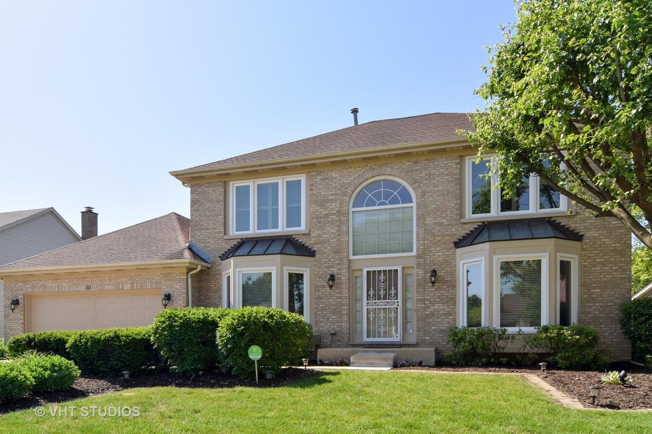 1301 Montclaire Pl., Schaumburg, IL 60173