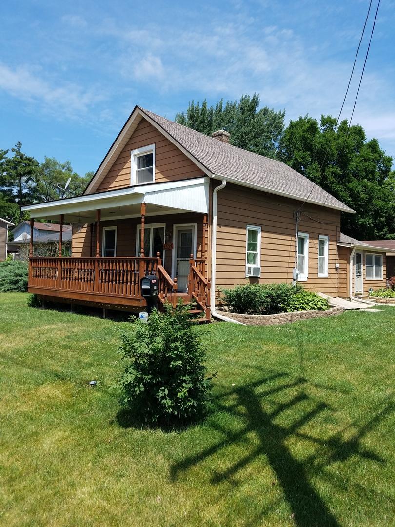 1101 Rathbone Ave., Aurora, IL 60506