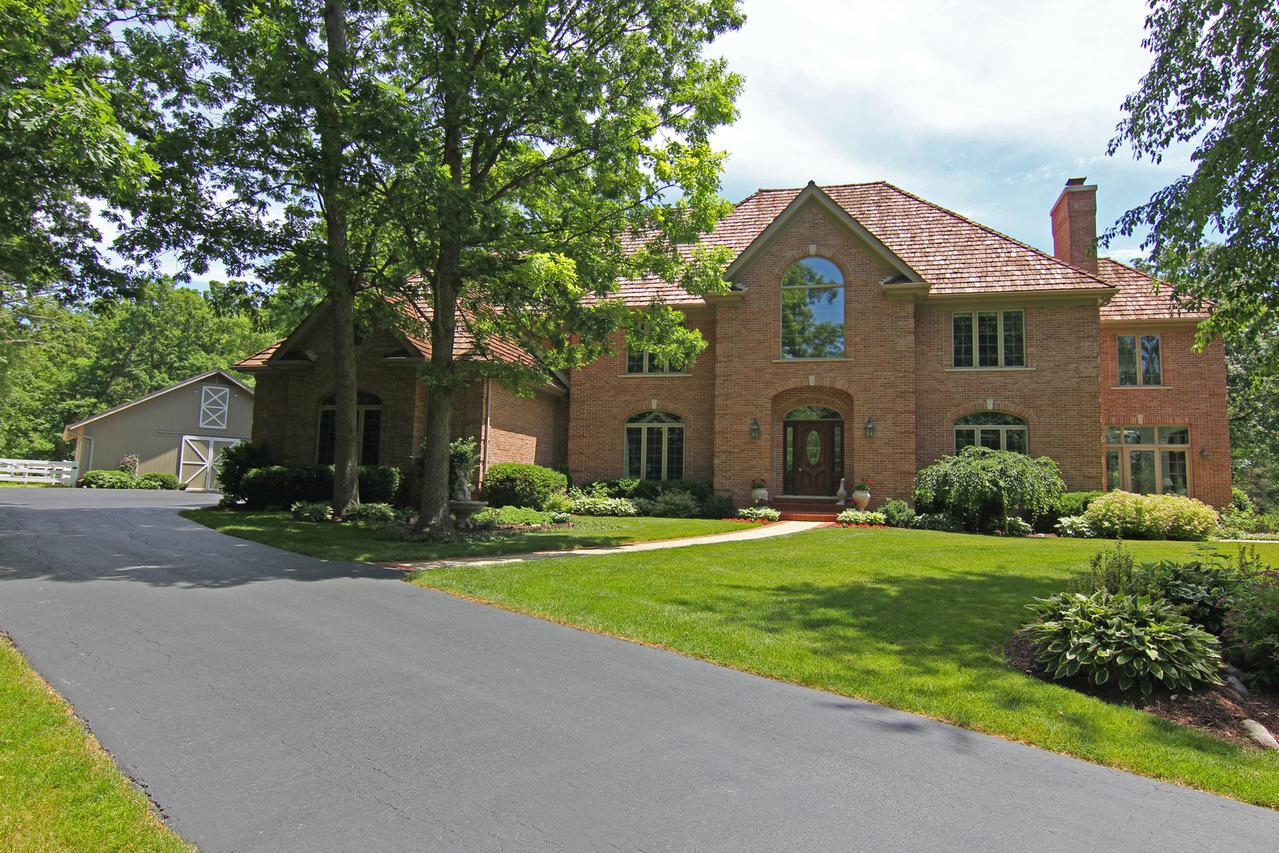 38611 N Chicago Ave., Wadsworth, IL 60083