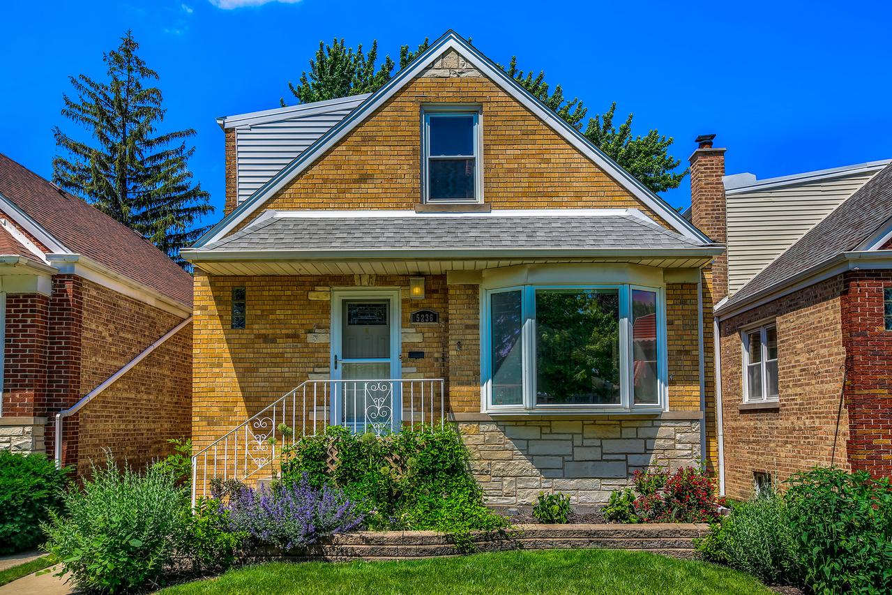 5236 N Mobile Ave., Chicago, IL 60630