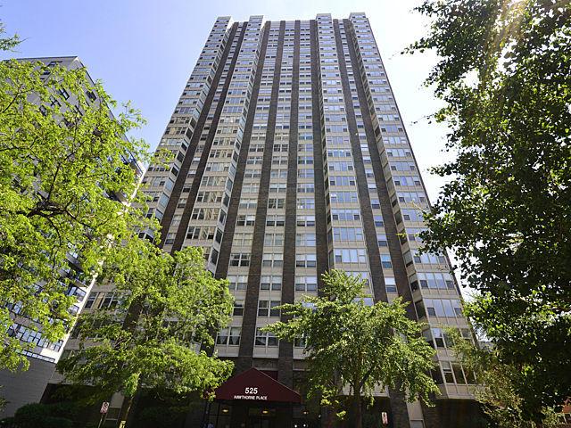 525 W Hawthorne Pl. #2303, Chicago, IL 60657
