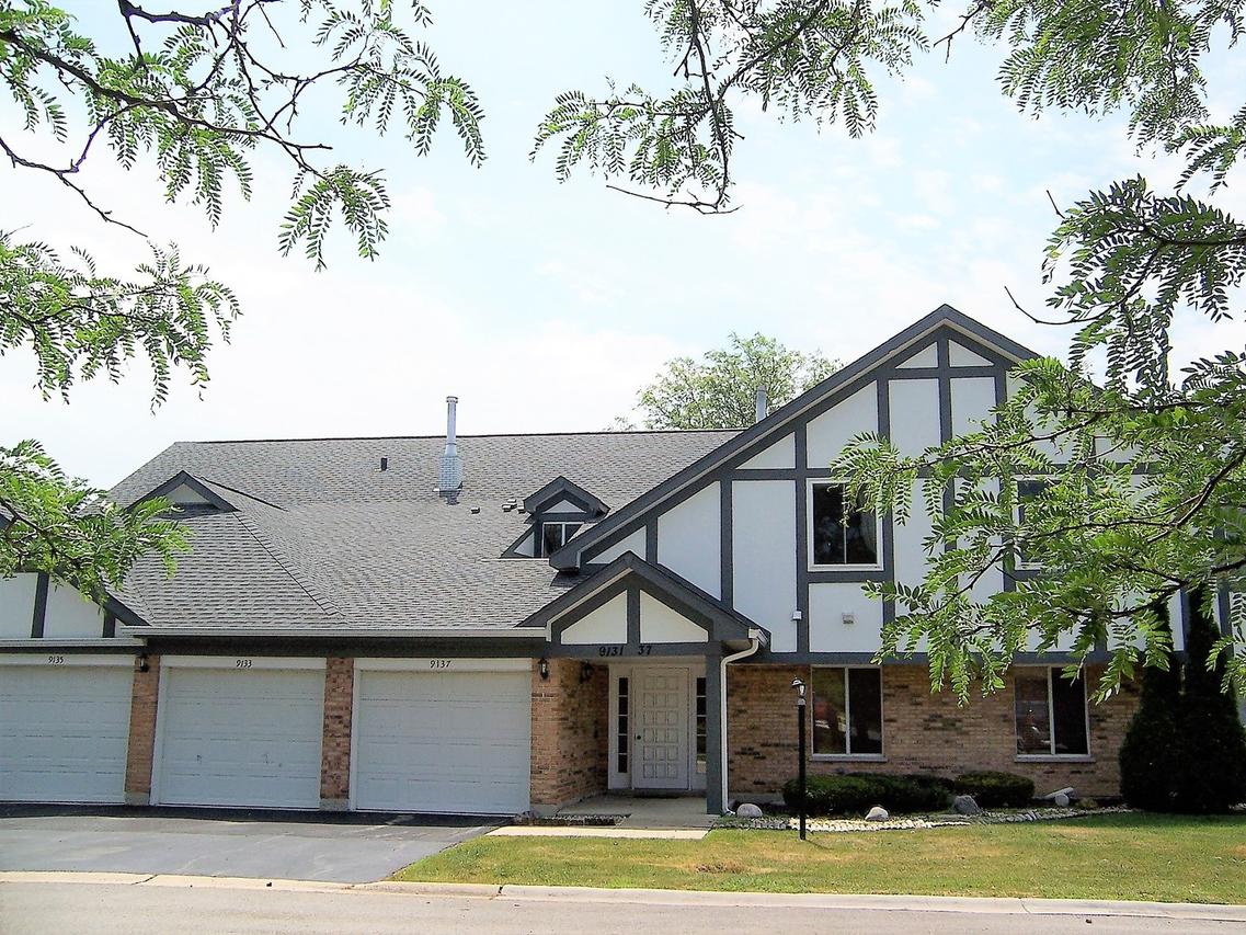 9133 Sutton Ct., Orland Park, IL 60462
