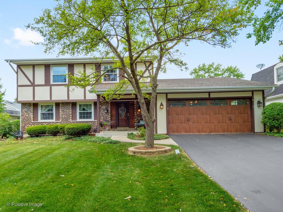 1420 Parrish Ct., Downers Grove, IL 60515