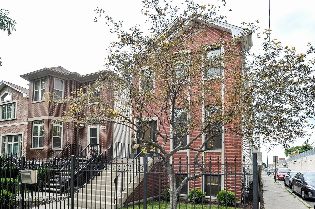 1801 N Fairfield Ave., Chicago, IL 60647
