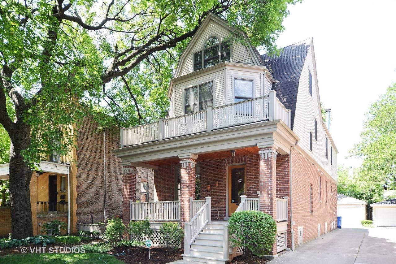 3922 N Lowell Ave., Chicago, IL 60641