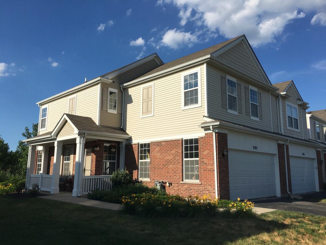 8503 Sawyer Ct. #207, Joliet, IL 60431
