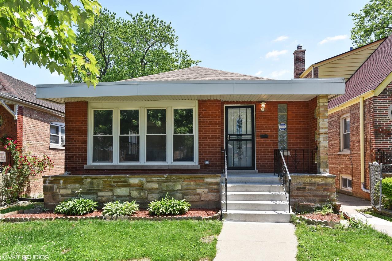 8755 S Cregier Ave., Chicago, IL 60617