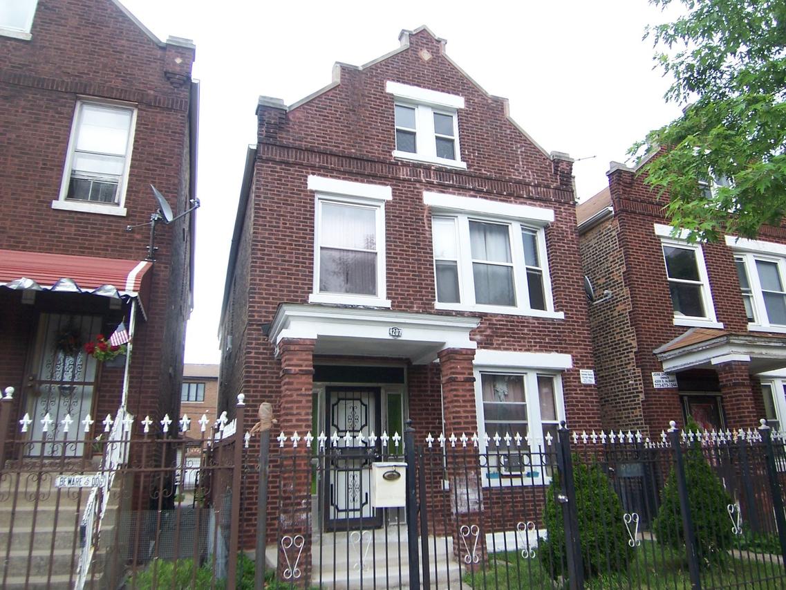4207 S Albany Ave., Chicago, IL 60632
