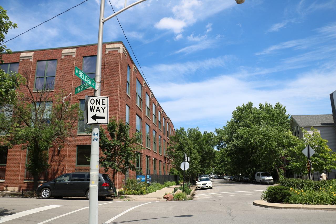 2650 W Belden Ave. #302, Chicago, IL 60647