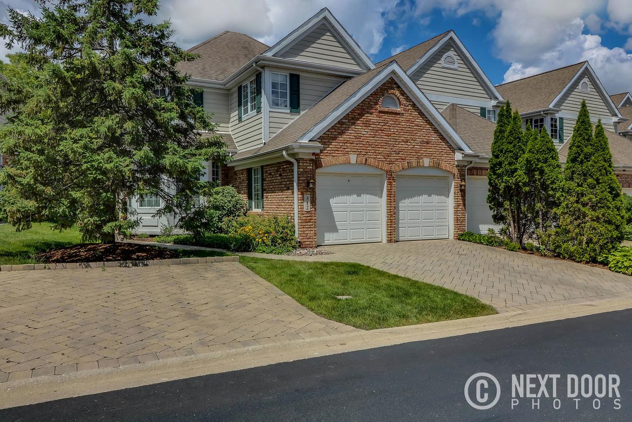 312 Reserve Cir., Clarendon Hills, IL 60514