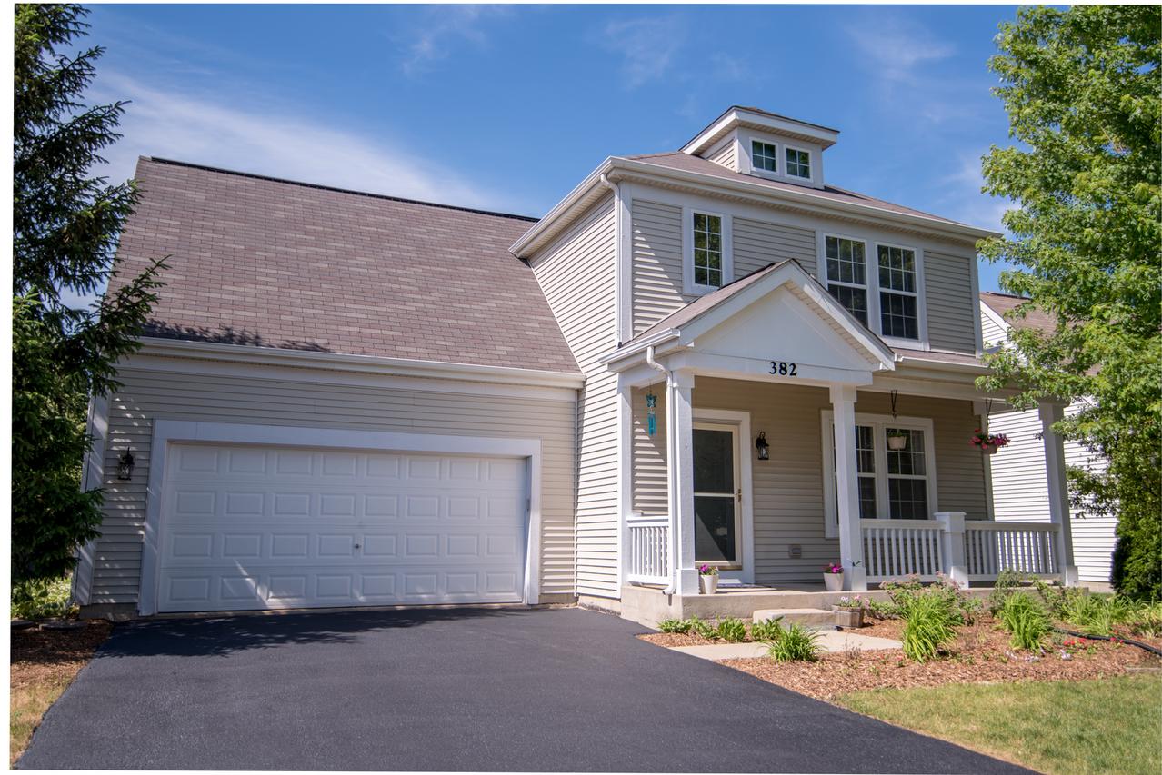 382 W Fielding Ln., Round Lake, IL 60073